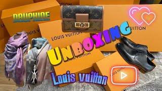 Louis Vuitton Dauphine Wallet in chaîne Unboxing 🧣 scarf shoe man new collection 2020 [upl. by Quent]