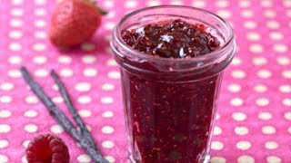 Recette  Confiture fraises framboises vanille [upl. by Doralin24]