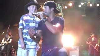 Luke Bryan Shake it for me with Logan at Porter County Fair [upl. by Enyaj71]