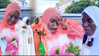 Hajjat Kuluthum wa Eng Acram Amaziga gamuyisemu ku Airport Entebbe maama we Akomweyo okuva e Mecca [upl. by Brianne906]