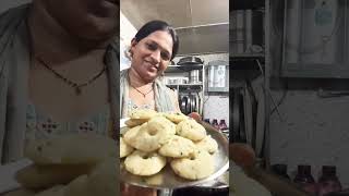 Naste me rava mendu vada banaya😋minivlog dailyvlog shortvideo [upl. by Garek389]