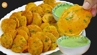 Crispy Aloo Pakora RecipeRamzan New RecipeRamzan Special Recipes 2024 by Samina Food Story [upl. by Eeluj939]