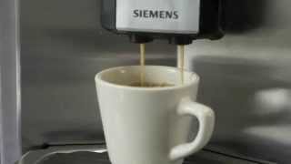 Siemens Kaffeevollautomat EQ9 Designer Gregor Luippold [upl. by Esilanna]