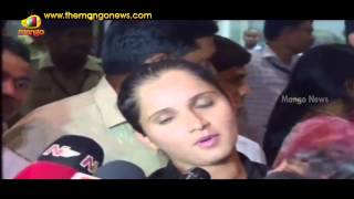 Sania Mirza Returns Home After Victory  Grand Welcome at Shamshabad Airport  Mango News [upl. by Fanestil]