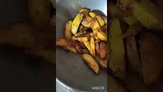 Alu tometu diye bausmaser jultraditionalbengalifishrecipe [upl. by Rorie]