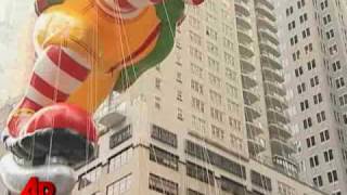 NY Thanksgiving Parade a Floating Spectacle [upl. by Hubert112]