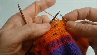 Maschen zusammenstricken  Hilfsvideo zur Fixen Ferse  Socken stricken [upl. by Berga633]