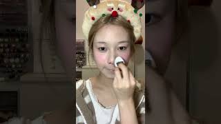 Douying makeup tip 🎀🍒 makeup koreanmakeuplook makeupartist beauty shorts [upl. by Isyad]