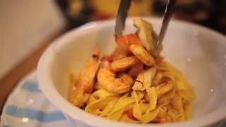 Pasta con salsa de mariscos reineta y azafrán [upl. by Harihat]