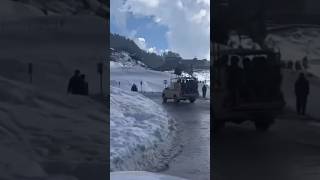 quotPak Army Braving Snowfall on Mountain – Stunning Winter Military Footagequot [upl. by Rivkah]