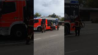 Blaulicht Feuerwehr Gersthofen rückt aus zur ausgelösten BMA feuerwehrgersthofen urgerschthofer [upl. by Clapp]