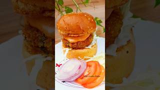 Veg Mc Donalds Burger🍔🥵 recipe at homeburgershortsmcdfood recipetrendingviralcookingyt [upl. by Kellia]