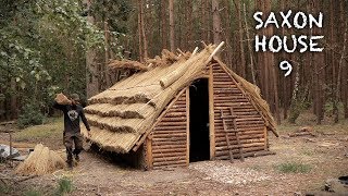 Building a Thatch Roof House Bushcraft Saxon House Part 9 [upl. by Malet]