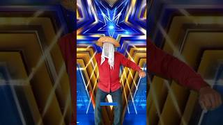 Where is his right arm unbelievable magic that wows everyone americasgottalent magic bgt [upl. by Vivia482]