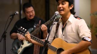 Hawaiian Airlines Presents Pau Hana Friday  Manoa DNA Performs quotNoenoe Maikai Kealohaquot [upl. by Odlopoel]