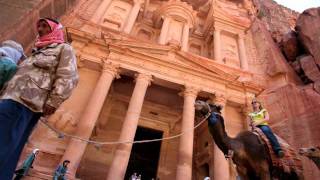 Un paseo por Petra Jordania  La Ciudad Rosa del Desierto [upl. by Berti]