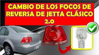 como cambiar focos de Reversa de Jetta clasico 20 automatico [upl. by Riatsala]