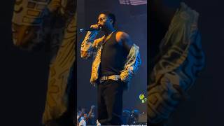 Bella shmurda live stage performance afrobeats bellashmurda afrobeatsconcert dagbana [upl. by Naehs]