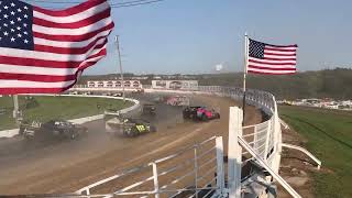 RPW SDW Kyle Strickler Takes A Hard Hit In His SDW 358Modified Qualifier [upl. by Gwyneth]