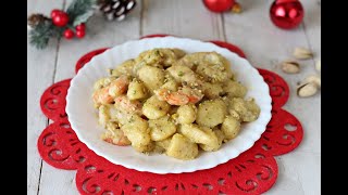 Ricetta da leccarsi i baffi Gnocchi con pesto di pistacchi e gamberi ricettedinatale [upl. by Stuart789]