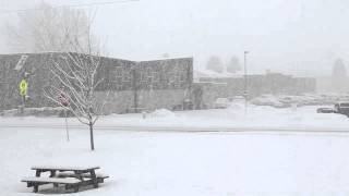 Band of heavy snow in Missoula MT on 1292013 [upl. by Ynnel546]