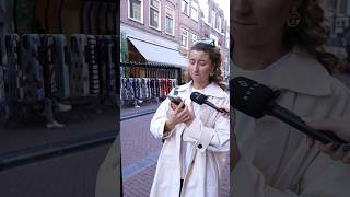 Bel en win 💖 telefoonhoesje burga voxpop straatinterview winnen bellen [upl. by Cath]