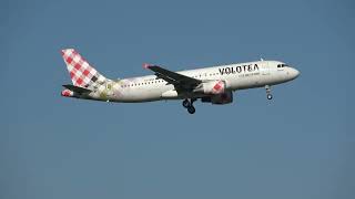 VoloteaI´ll Be Home For Dinner A320  200 Reg EC  NNZ Lyon  BER Flz 1 22h Flnr V72058 17102024 [upl. by Anela253]