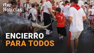 SAN FERMÍN 2023 CIENTOS de NIÑOS CORREN el ENCIERRO TXIKI de PAMPLONA con NERVIOS e ILUSIÓN  RTVE [upl. by Arrej]