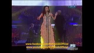 Regine Velasquez  Sirena ft Gloc 9 Silver Rewind Concert [upl. by Lan]