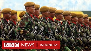 Papua TNI hadapi perang gerilya tidak mudah rebut hati rakyat Papua  BBC News Indonesia [upl. by Emelia]