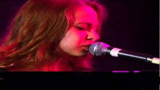 Fiona Apple  Sullen Girl LIVE [upl. by Jensen293]