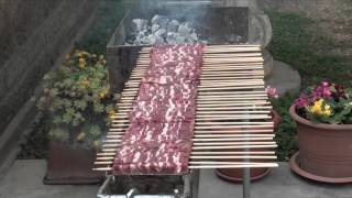 Come preparare la brace e cuocere gli arrosticini [upl. by Kenley954]