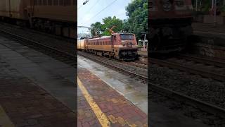 Saurashtra Express Arrival at Udvada Station train indianrailways [upl. by Zelda]