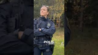 Polis Svin polis police polisen [upl. by Fellner]