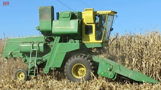 JOHN DEERE 105 Combine Harvesting Corn [upl. by Alano742]