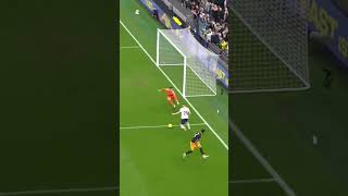 Rodrigo Bentancur limbs vs Leeds [upl. by Nassah]