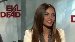 Evil Dead MAJOR SPOILERS Interviews with Shiloh Fernandez Jessica Lucas and Lou Taylor Pucci [upl. by Rekyr]