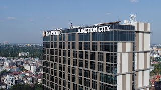 Pan Pacific Hotel  Junction City  Yangon [upl. by Llehsor357]