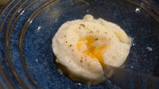 Best Poached Egg in Microwave recipe  cooking with Geoffmobile [upl. by Eddina]