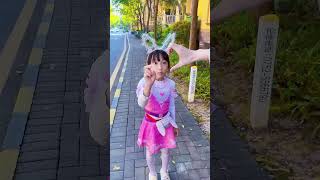 How To Make The Heart Gesture funnyfunnyvideo 斗罗大陆唐三小舞 唐舞桐 shorts 斗罗大陆 [upl. by Yeltneb]