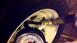 Dual Chuck Tire Inflator With Dial Gauge And Tire Chuck With LockOn Lever 01 [upl. by Gefen]