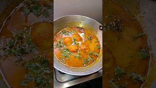 ek baar jarur banaye ye simple egg curry recipe 😋  easy recipe shorts viralvideo [upl. by Enitsuj696]