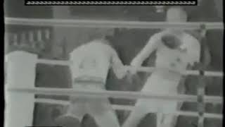 Jerzy Kulej vs Dick McTaggart the 1964 Olympics Tokyo [upl. by Dayna864]