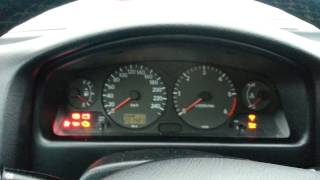 Toyota Avensis D4D 2002 first start in 1 week 1ºC [upl. by Thorlie]