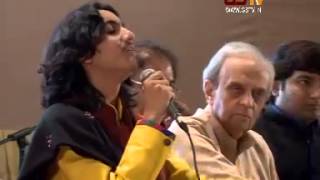 Aditya Gadhvi Performs at Gujarat Samachar amp Samanvay Kavya Samaroh 2015 Day 2 [upl. by Kcirderf]