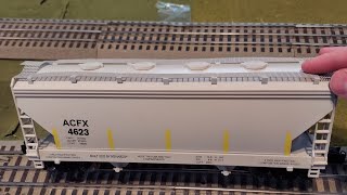 The Furnace Rd Line Fastrack Quick Video New MENARDS Smooth Sided ACF Hopper On The Layout [upl. by Guy]