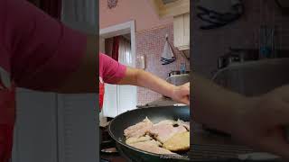 scaloppine di pollo ai funchi [upl. by Moia]