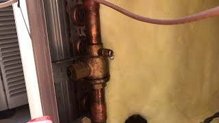 No AC Replacing Leaking Suction Service Valve Core Leak [upl. by Thekla]