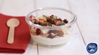 Oikos Ricette  Yogurt alla greca con pollo feta e uvetta [upl. by Darsie]