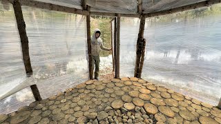 Building a Bushcraft Forest Cabin with Plastic Wrap and a Wood Stove Survival Shelter in the Winter [upl. by Ifok]